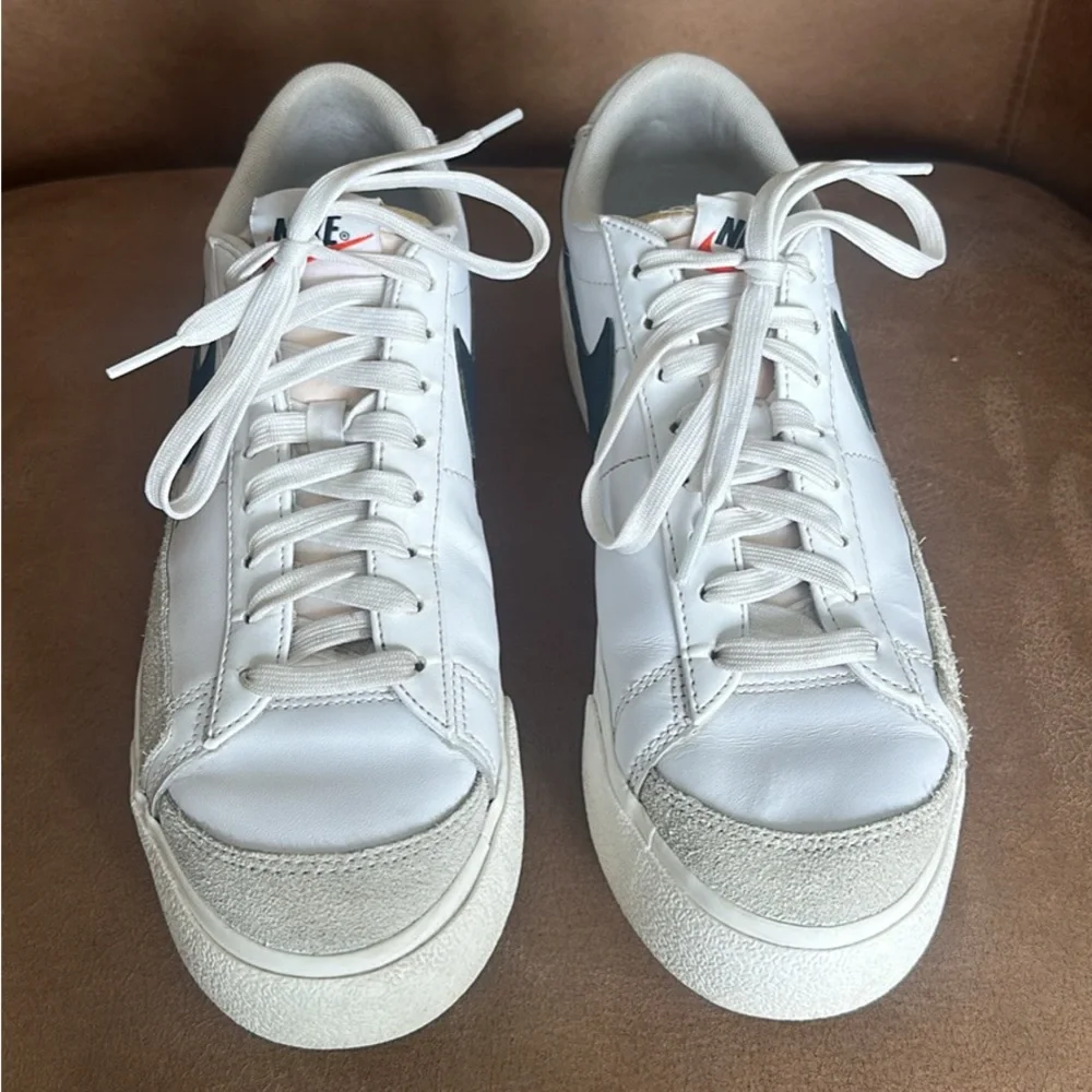 Nike Blazer Low Platform